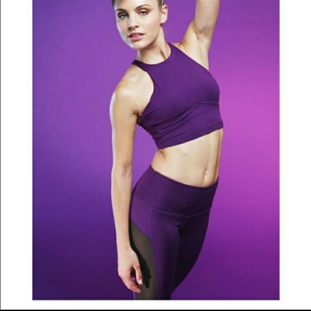 Popflex Curious Crop top in plum